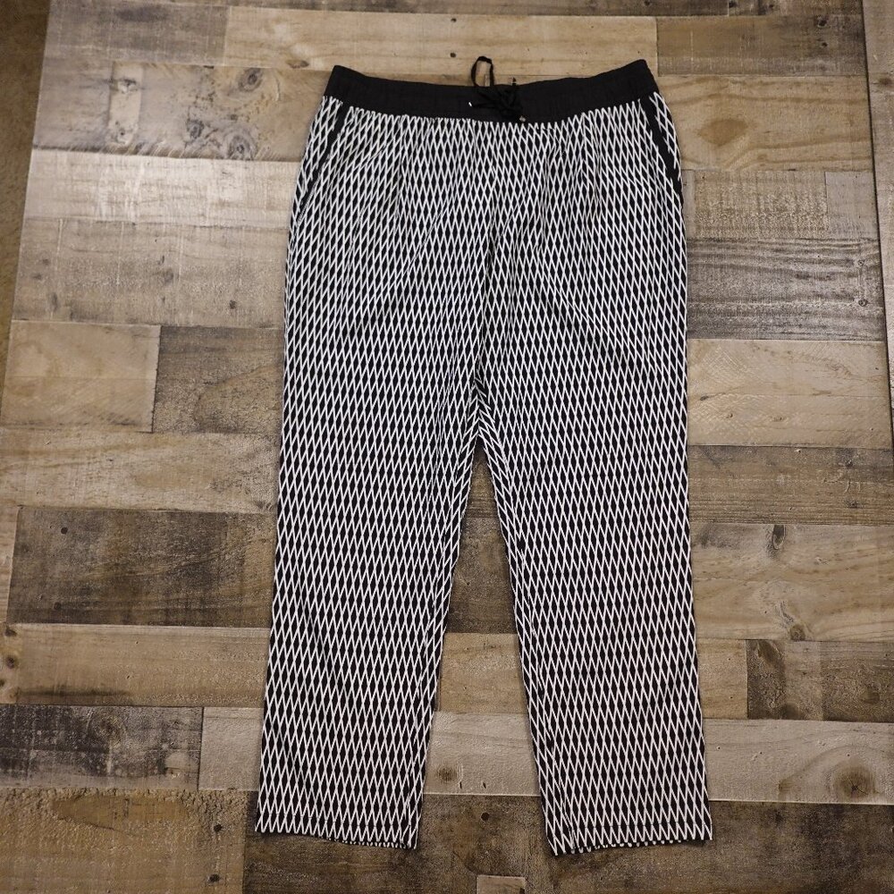 Calvin Klein Black & White Geometric Print‎ Pull-On Pants – Women's Size Large